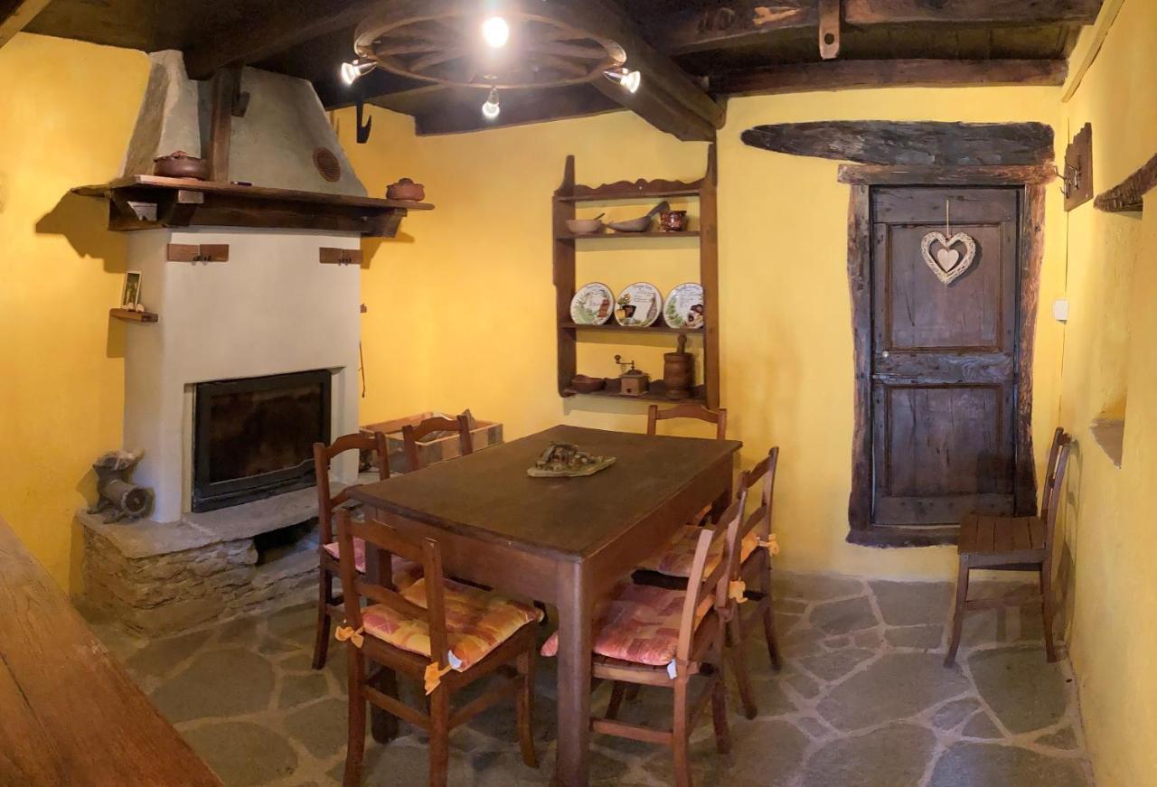 Bbb Bed&Breakfast Bagneri Muzzano Bagian luar foto